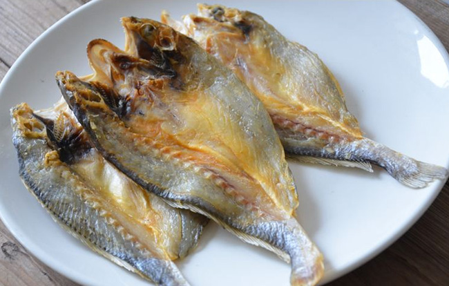 黃花魚(yú)烘干